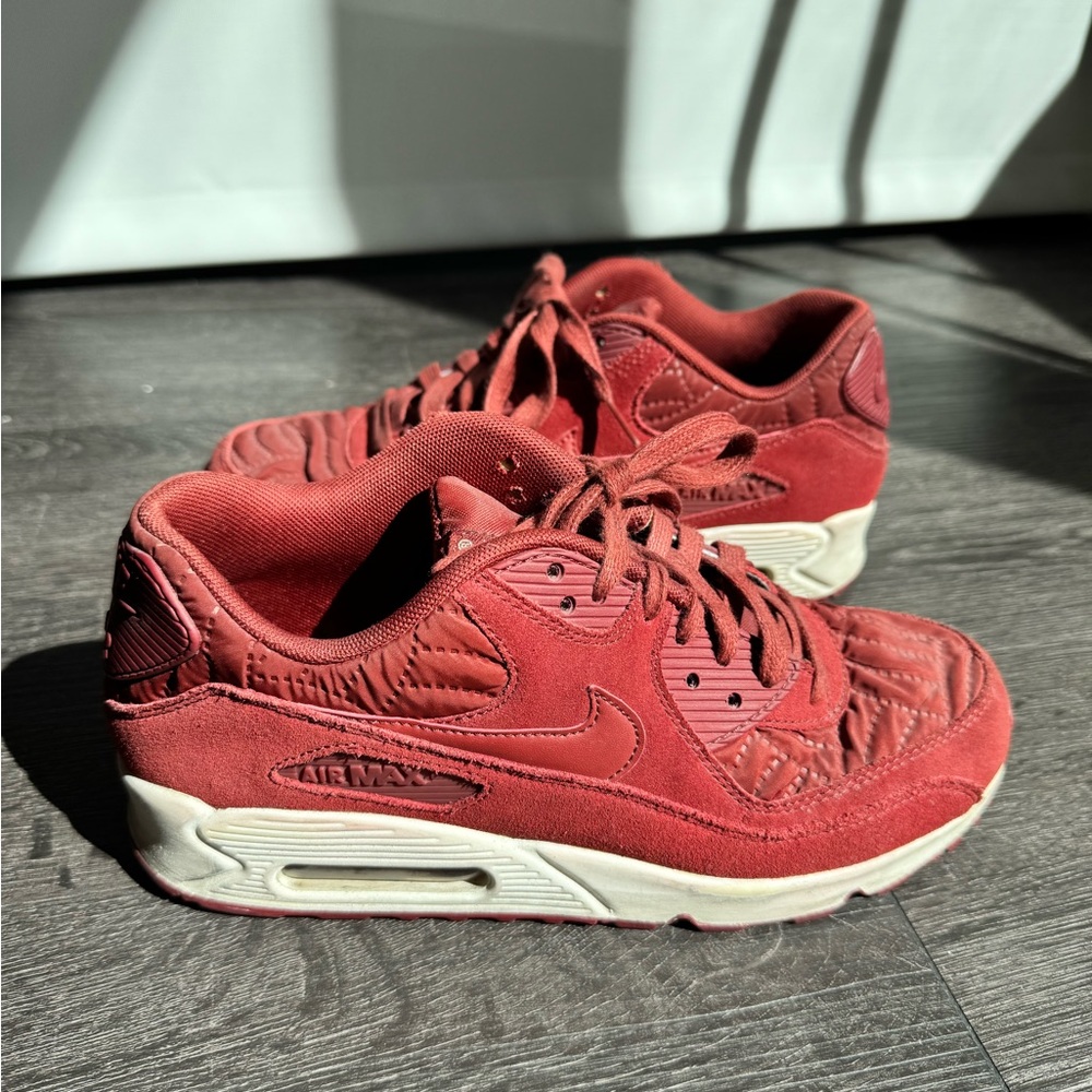 Womens red Nike air max 90 size 9.5